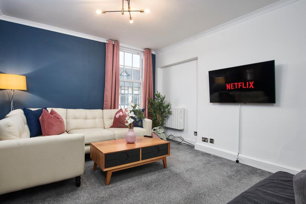 Stunning Two Bedroom Apartment By Purestay Short Lets & Serviced Accommodation Warwickshire With Parking Stratford-upon-Avon Extérieur photo